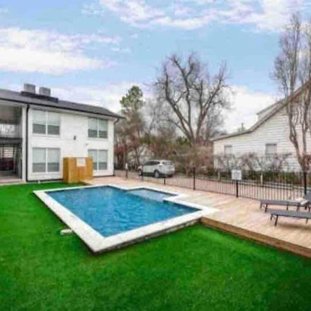 Dallas Boutique Flat + Arboretum Tickets Included Kültér fotó