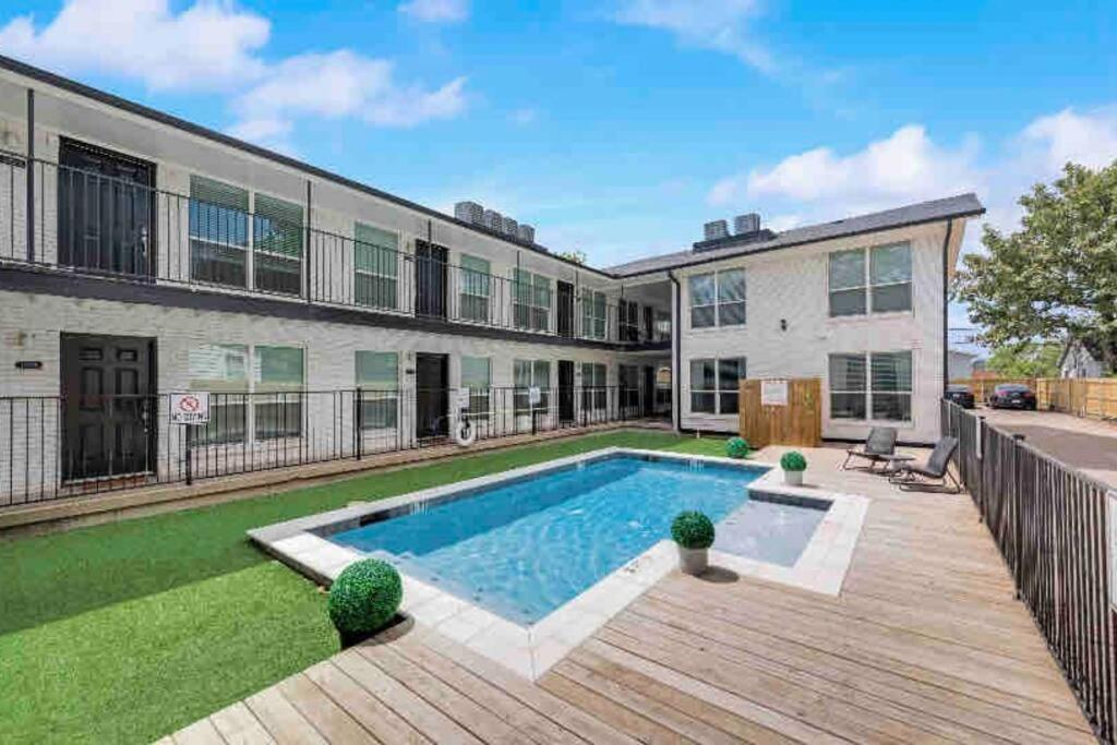 Dallas Boutique Flat + Arboretum Tickets Included Kültér fotó